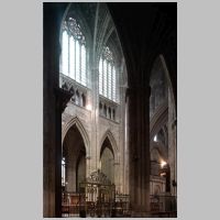 Bordeaux, photo mcid.mcah.columbia.edu, north ambulatory looking southwest.png